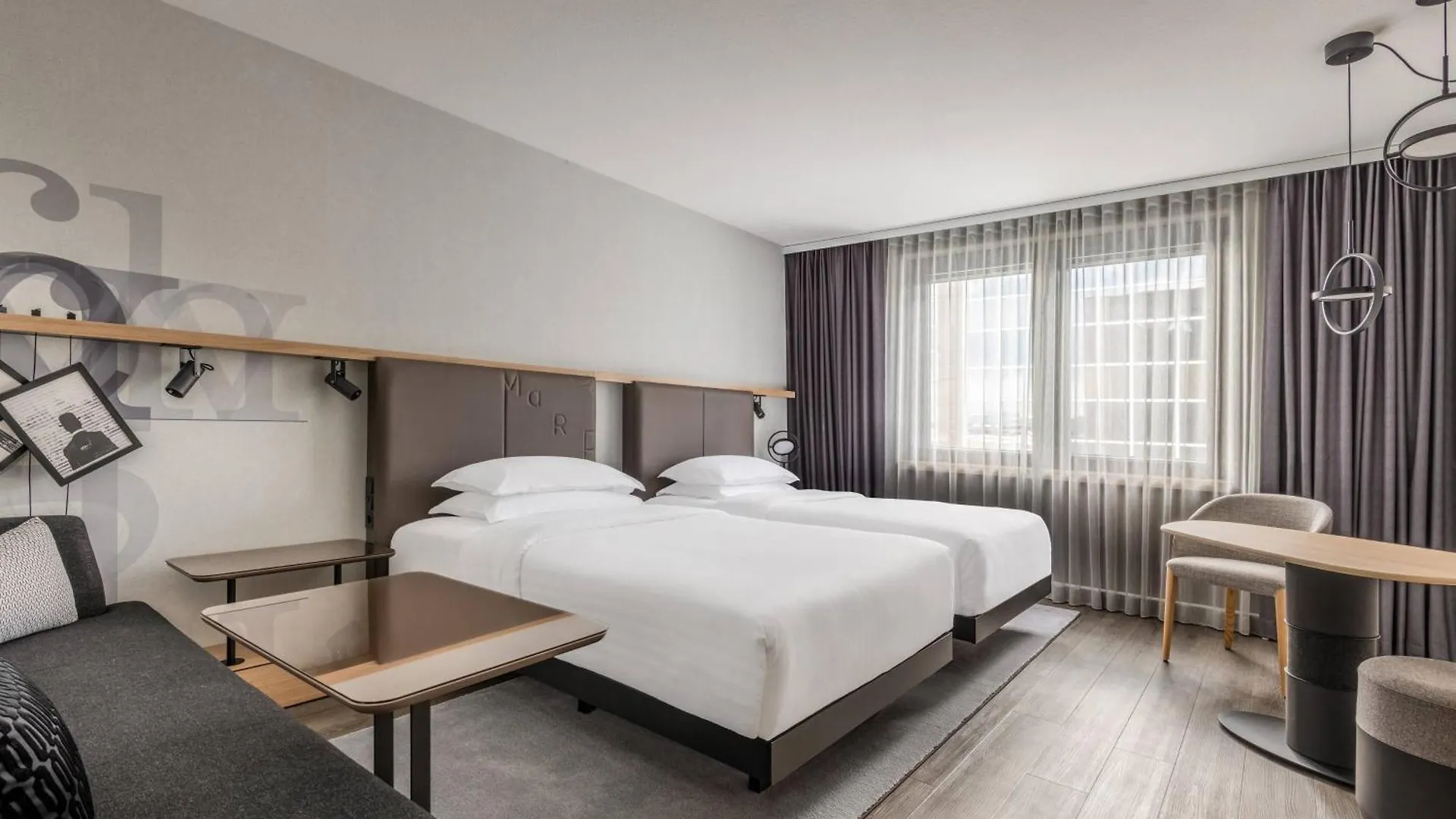 *****  Frankfurt Airport Marriott Hotel Frankfurt am Main Germany